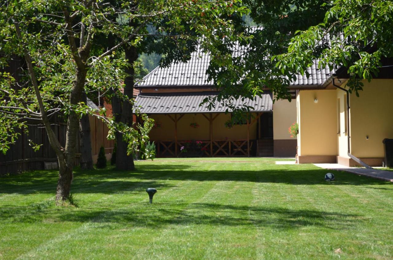 Casa Pricas Moieciu de Jos Exterior foto