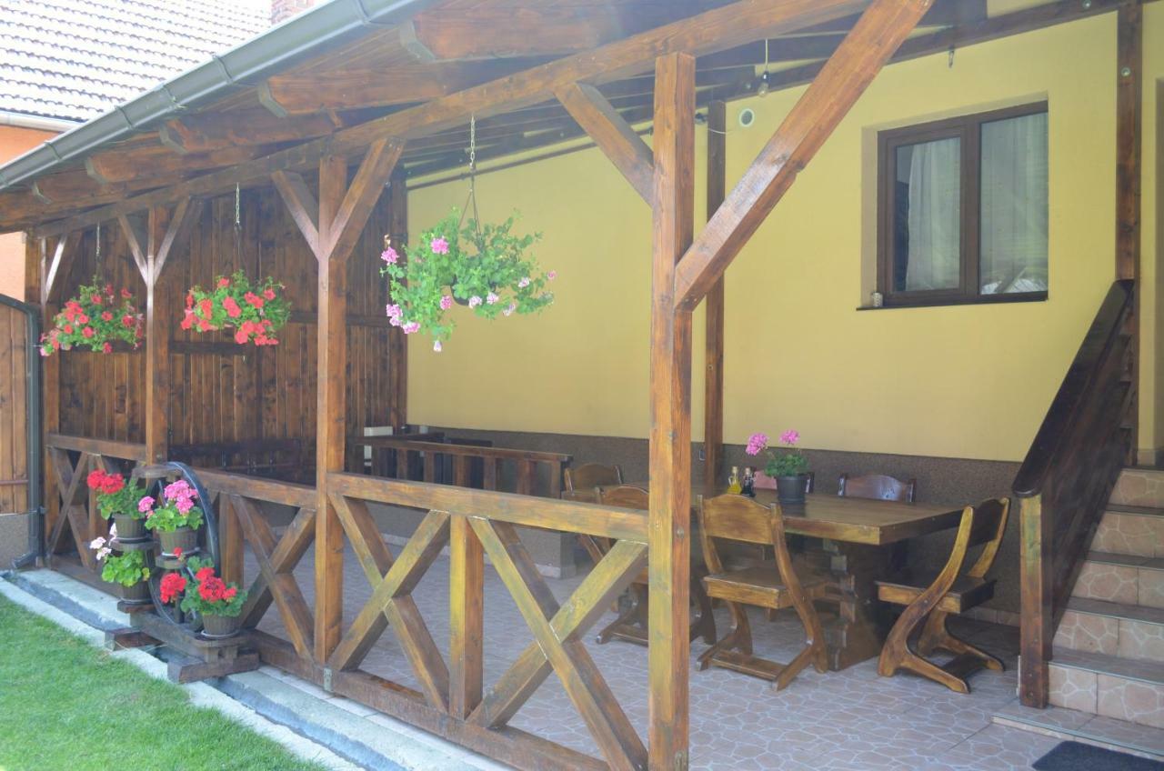Casa Pricas Moieciu de Jos Exterior foto